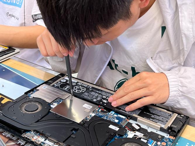 &mdash;计算机与人工智能学院自强社义务维修活动圆满结束